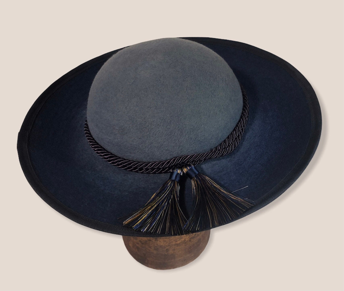 BLACK Wool Felt "Saturno"  Cappello Romano