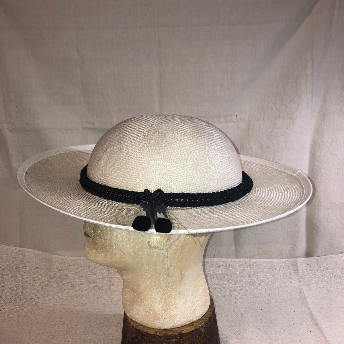 IVORY Straw Capello Romano / Saturno